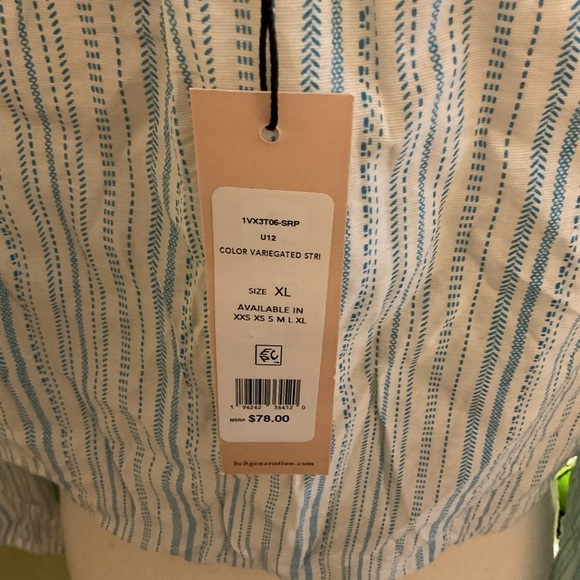 BCBGeneration 3/4 Sleeve V Neck Surplice Crop Top size XL NWT - Picture 8 of 10